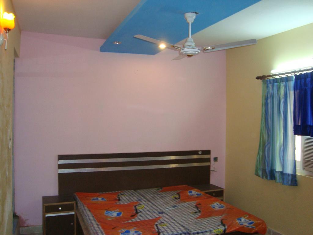 Hotel S P New Delhi Exteriör bild